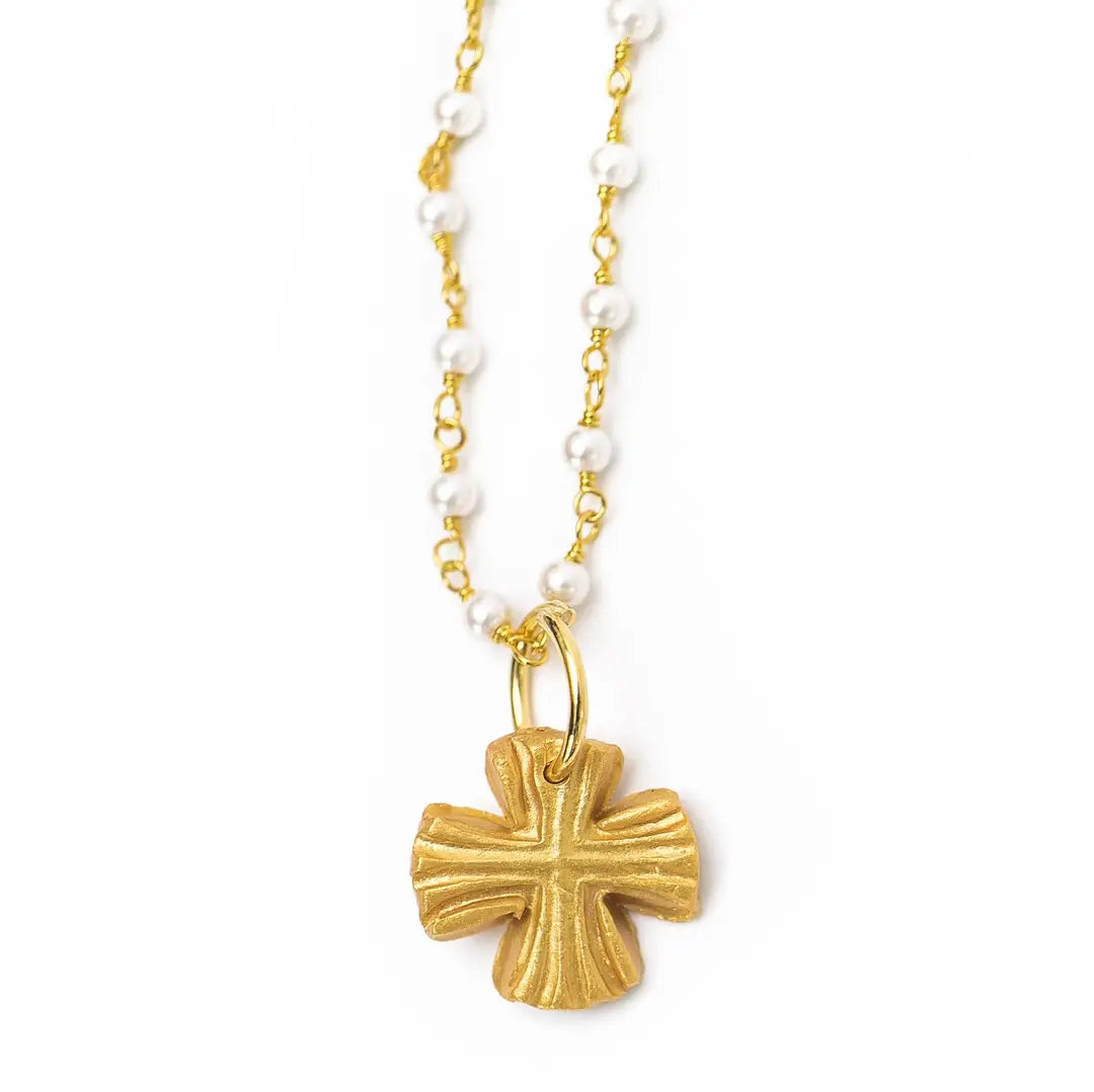 HTJ Pearl Chain with Julia Cross