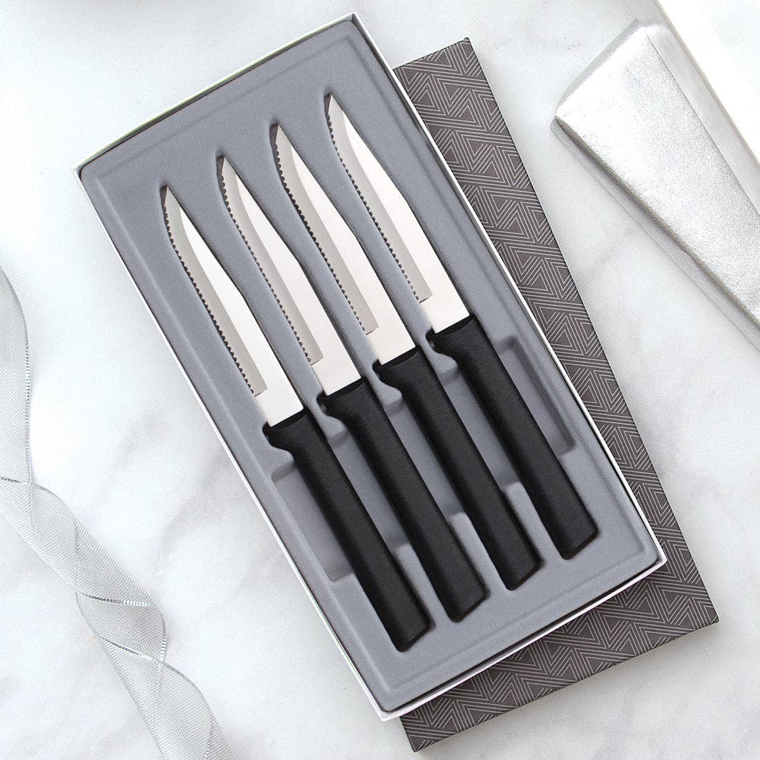 4 Serrated Steak Knives Set - Black Handle